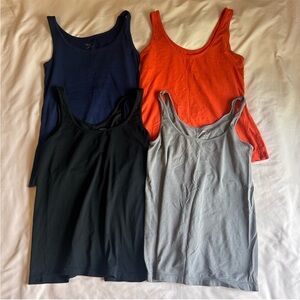 Scoop Neck Tank Top Bundle (4) – Sizes Small & Medium